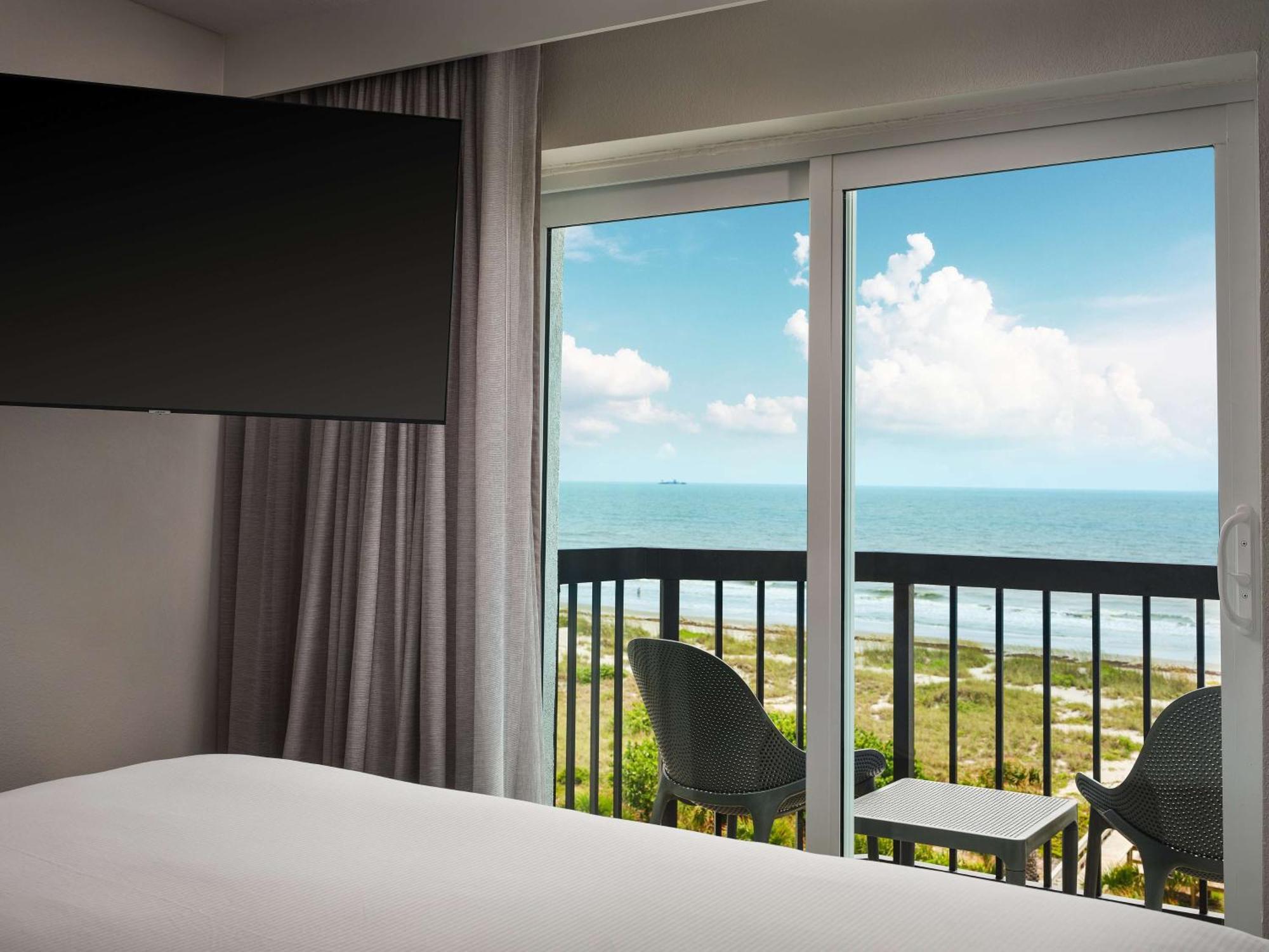 Hilton Garden Inn Cocoa Beach-Oceanfront, Fl Экстерьер фото